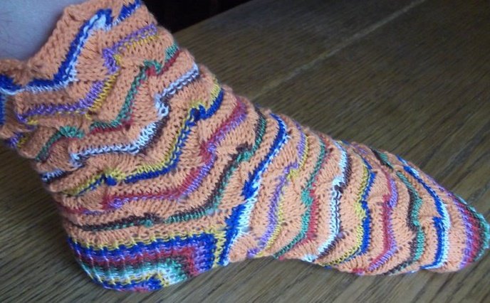 Разноцветные носки для девочки